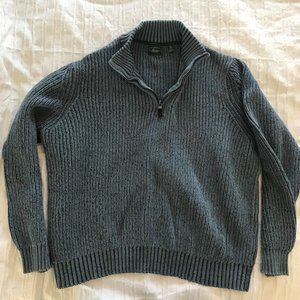 Bass sweater